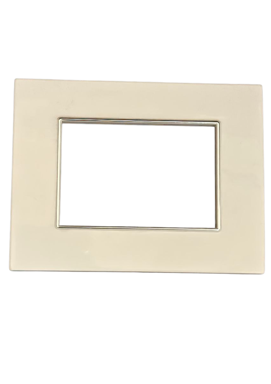 3M Plate (White)